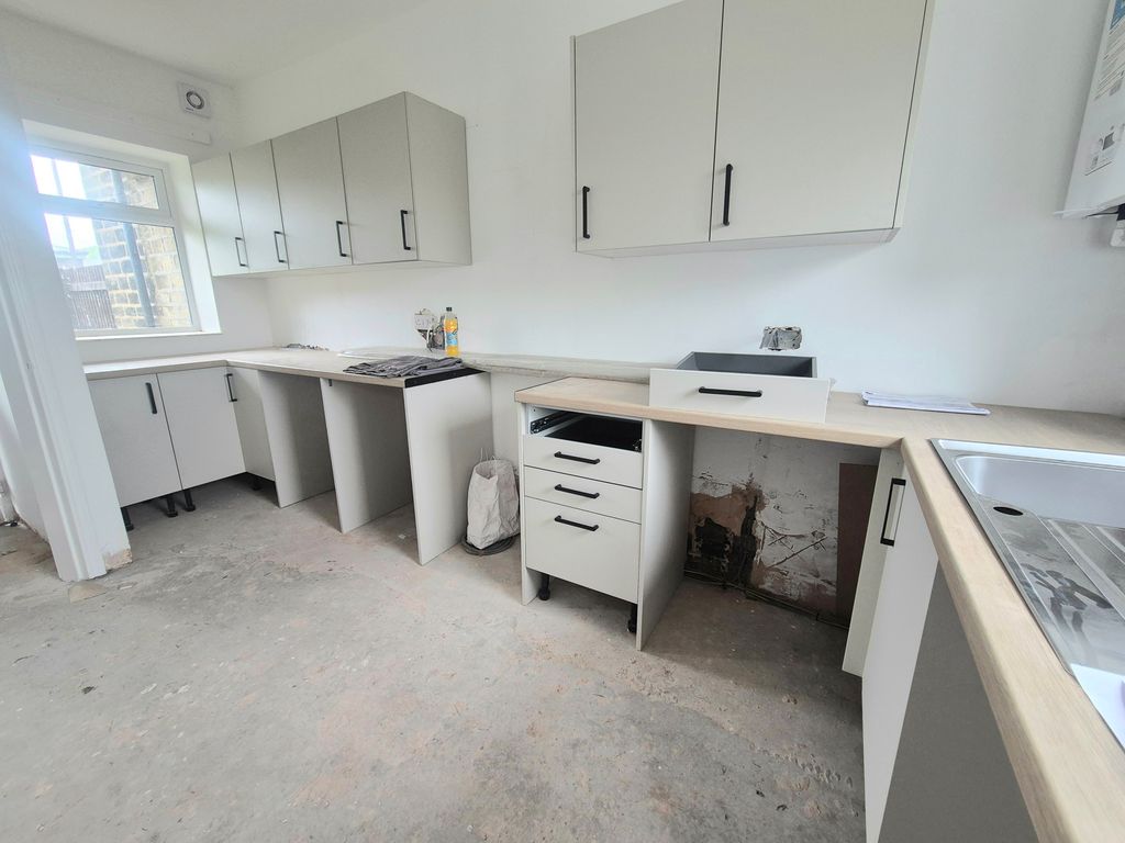 Property photo 2 of 11 Image