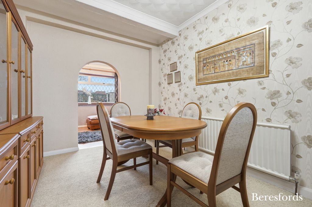 Property photo 3 of 18 Picture No. 15