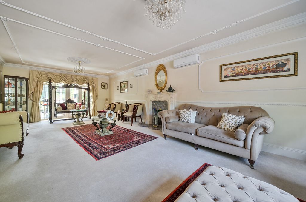 Property photo 3 of 35 1476892-67-6A2c43...