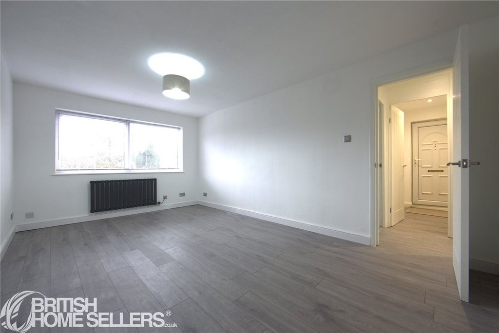 Property photo 3 of 9 Picture No. 14