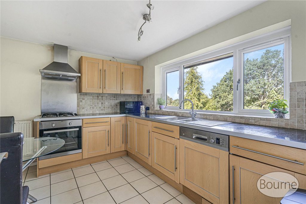 Property photo 3 of 14 Picture No. 04