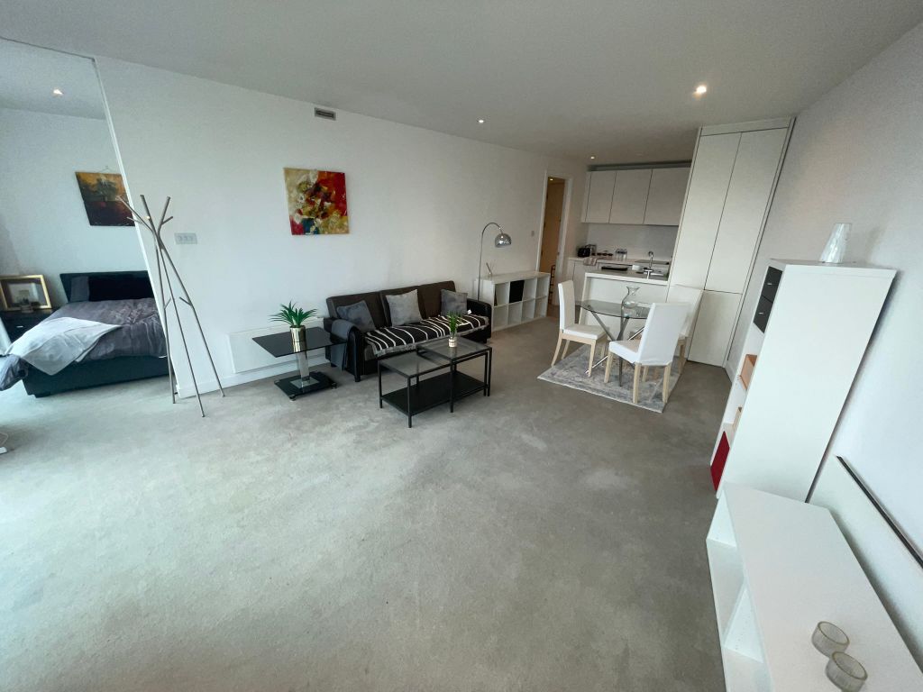 Property photo 2 of 15 Img_1640