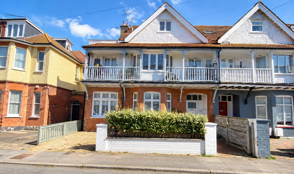 Property photo 1 of 2