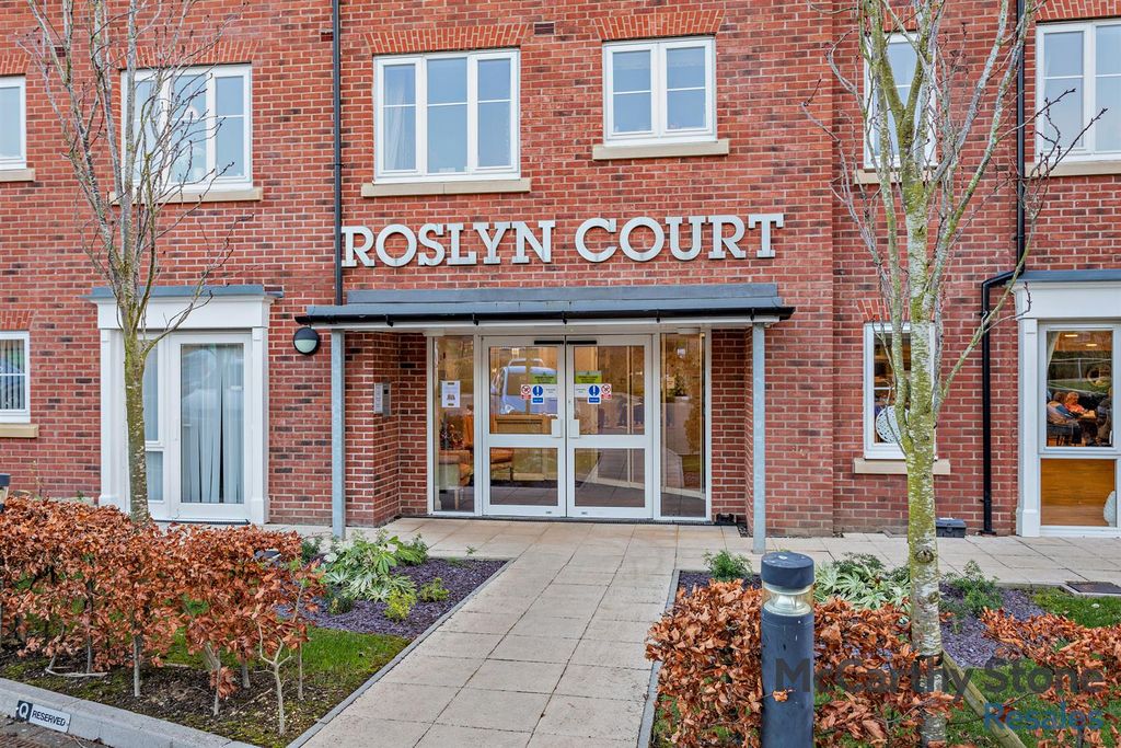 Additional image 8 of 1 bed flat for saleRoslyn Court, Lisle Lane, Ely CB7