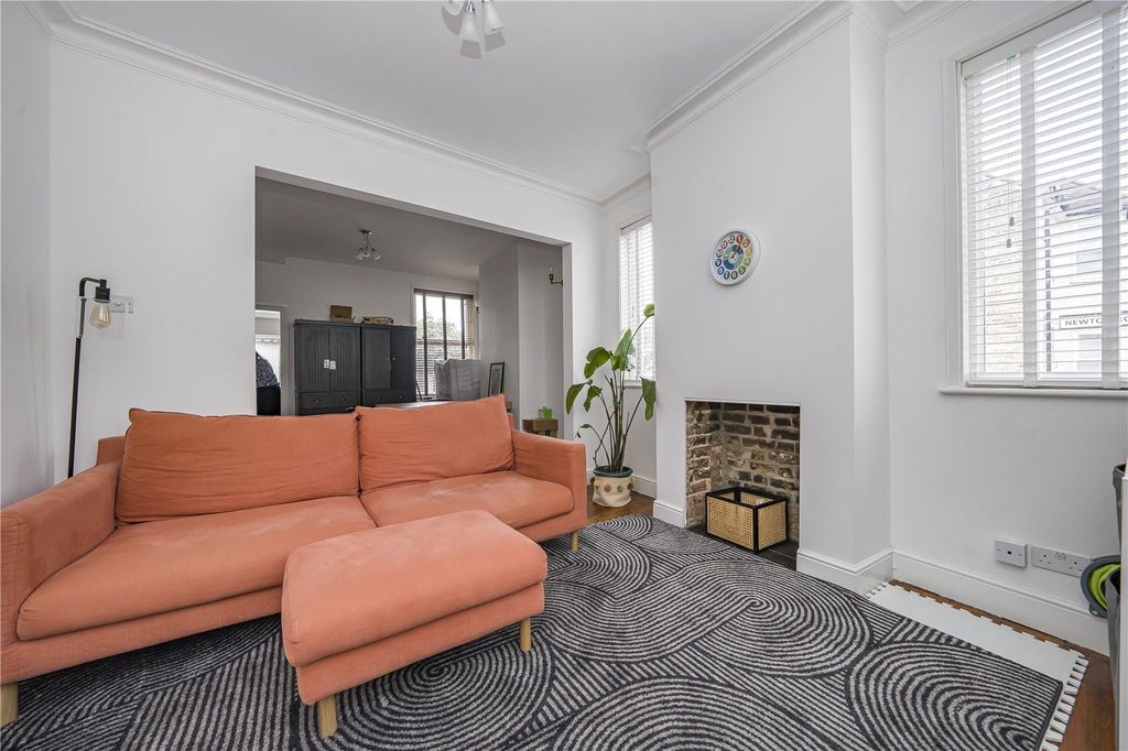 Property photo 2 of 14 Picture No. 03