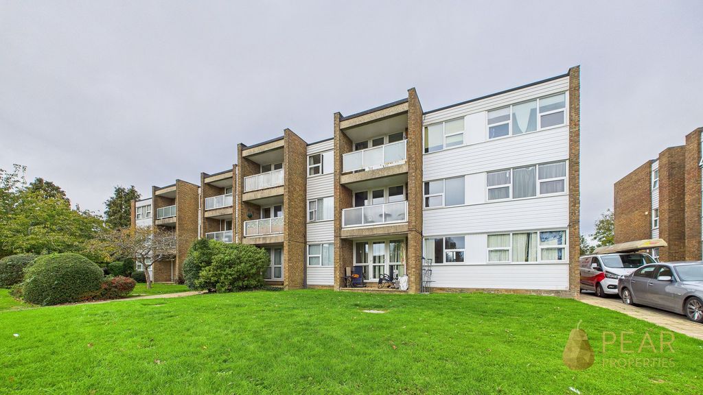 Property photo 1 of 9