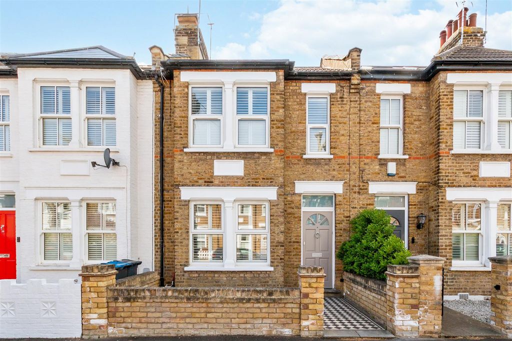 Property photo 1 of 10 External