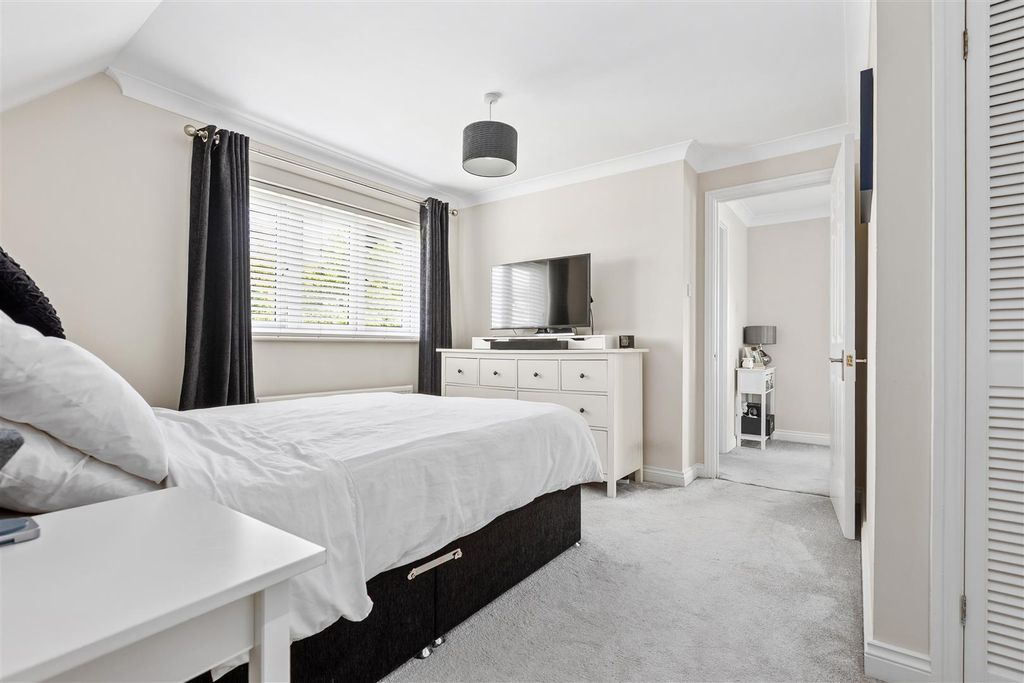 Additional image 12 of 3 bed detached house for saleWilbury Road, Letchworth Garden City SG6