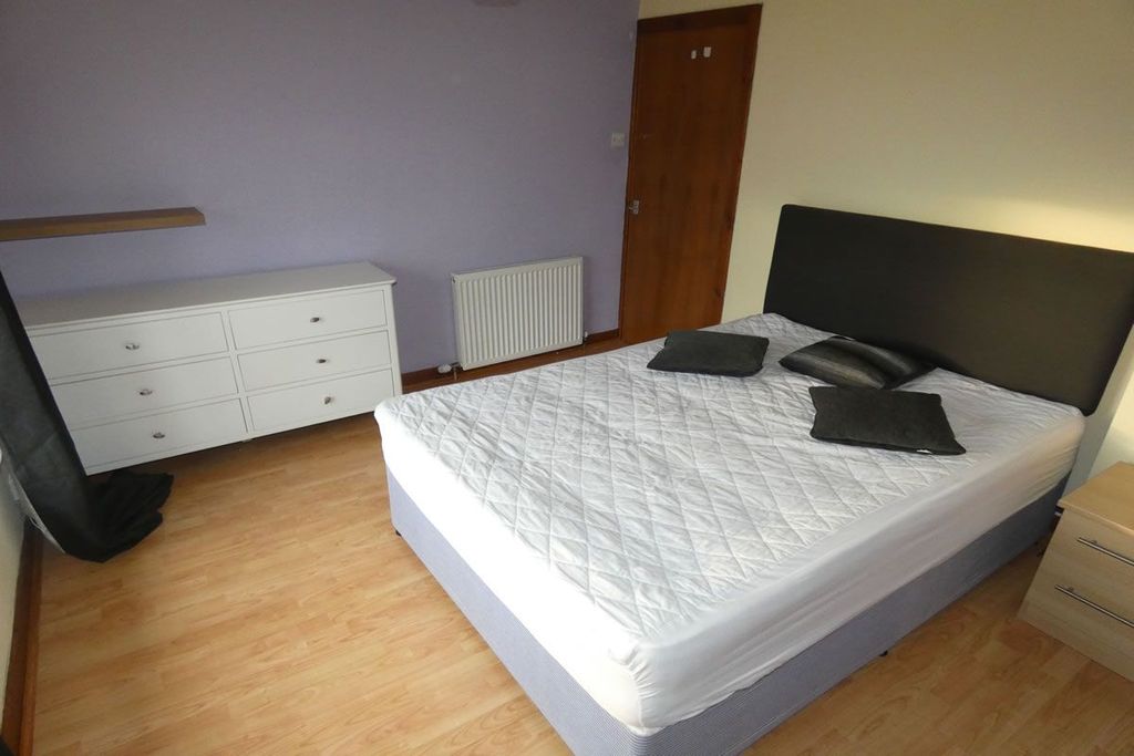 Additional image 4 of 2 bed flat for sale75, Longate, Peterhead AB421Je AB42