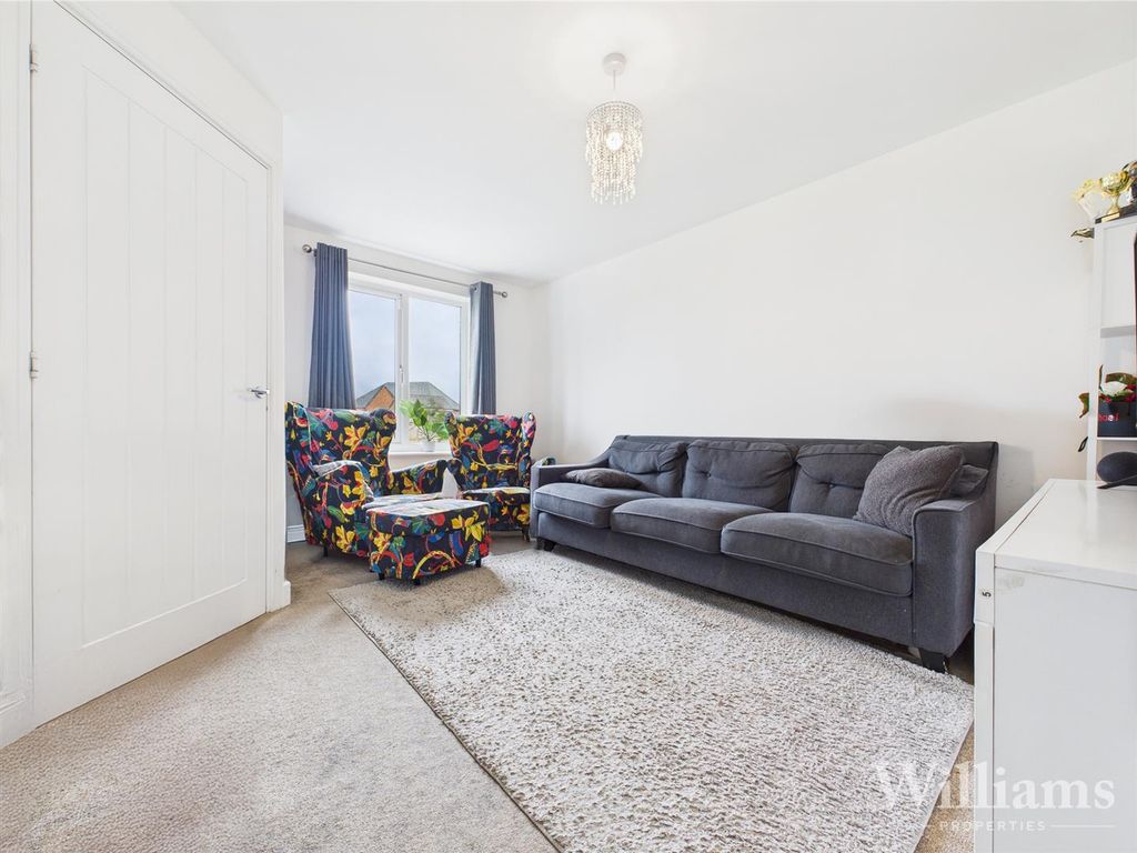 Property photo 3 of 12 Cam02861G0-Pr0407-Still008.Jpg