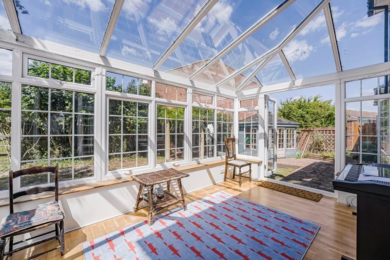 Property photo 3 of 25 Photo 16