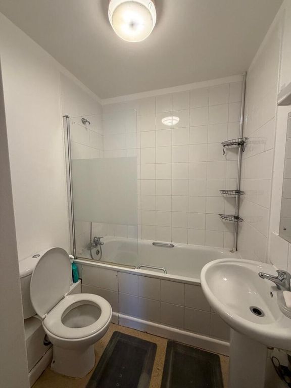 Property photo 3 of 6 Bathroom