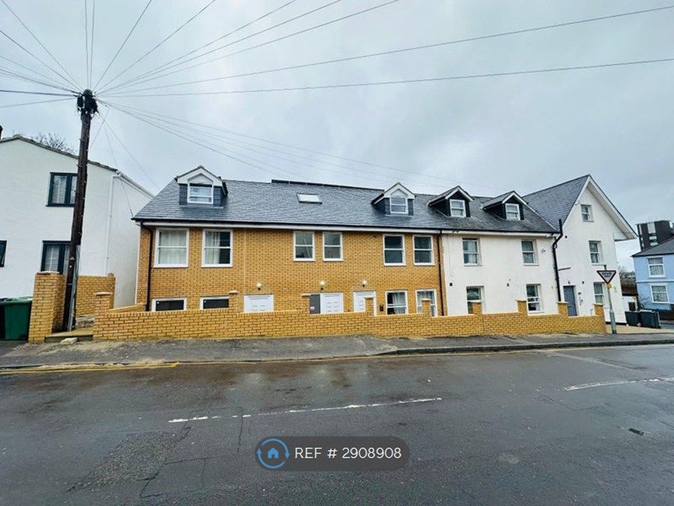Property photo 1 of 8