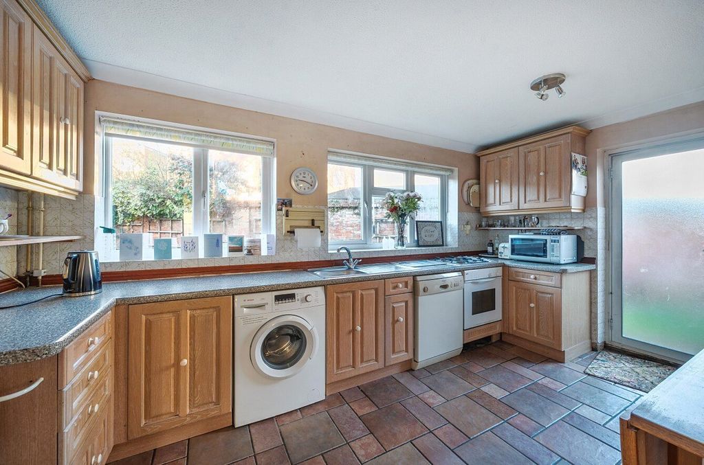 Property photo 3 of 16 Picture No. 16