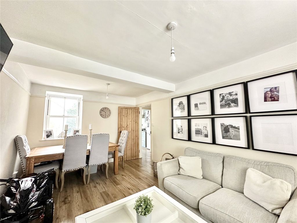 Property photo 3 of 29 Picture No. 27