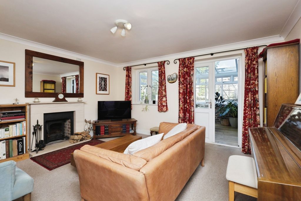 Property photo 2 of 18 Pbox-Img.Jpg