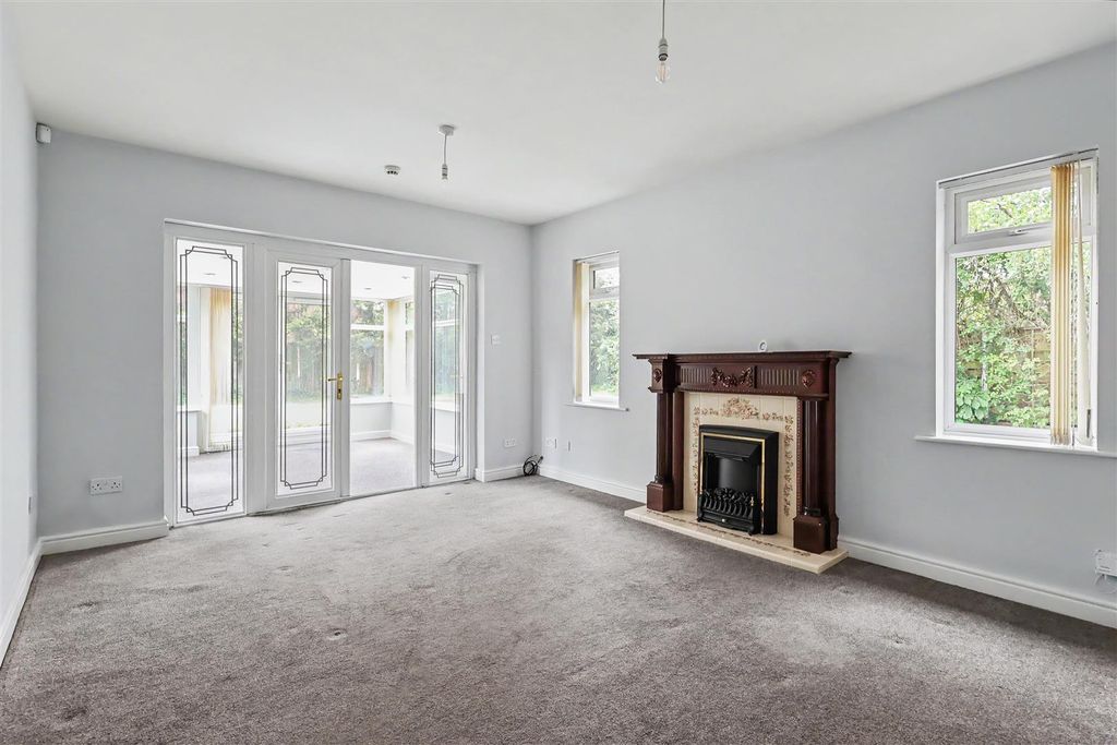Property photo 3 of 21 Img_5442.Jpg