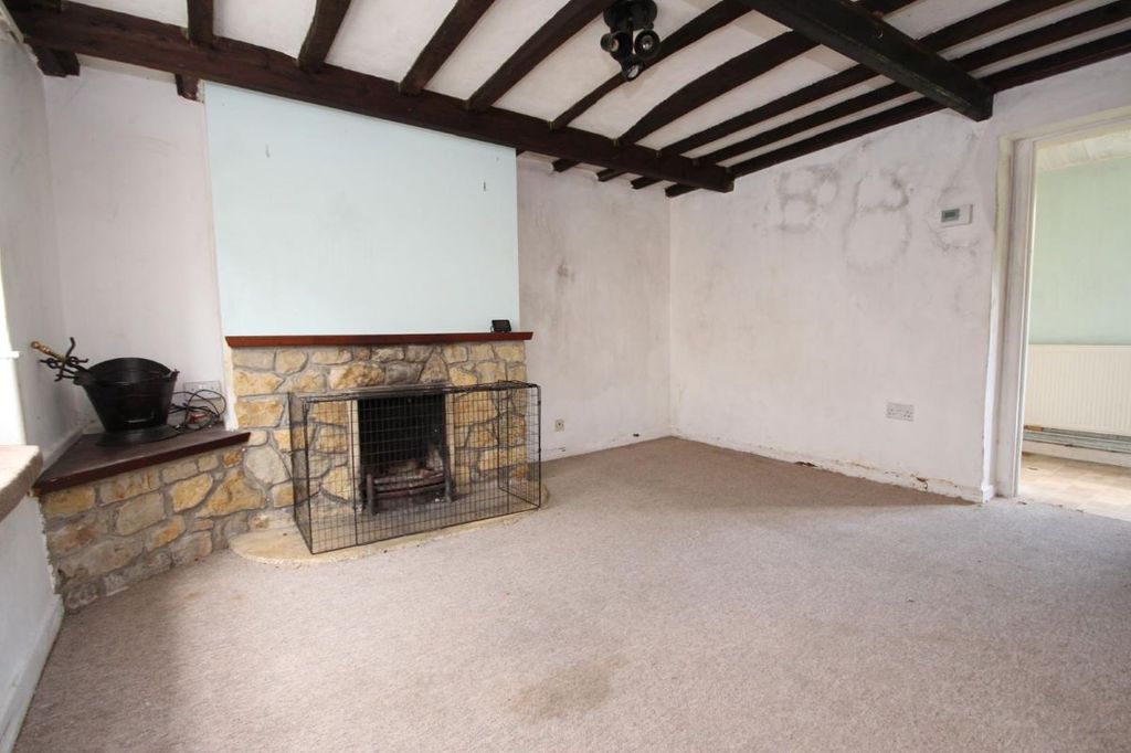 Property photo 3 of 10 Image 3