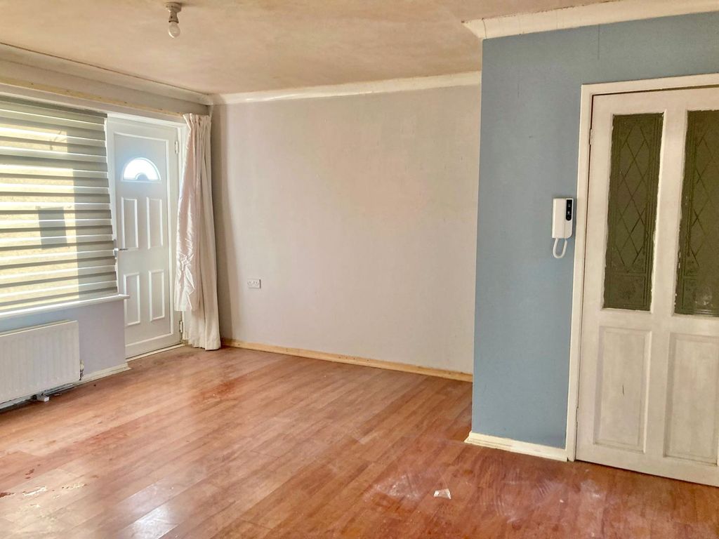 Property photo 3 of 10 Picture No. 03