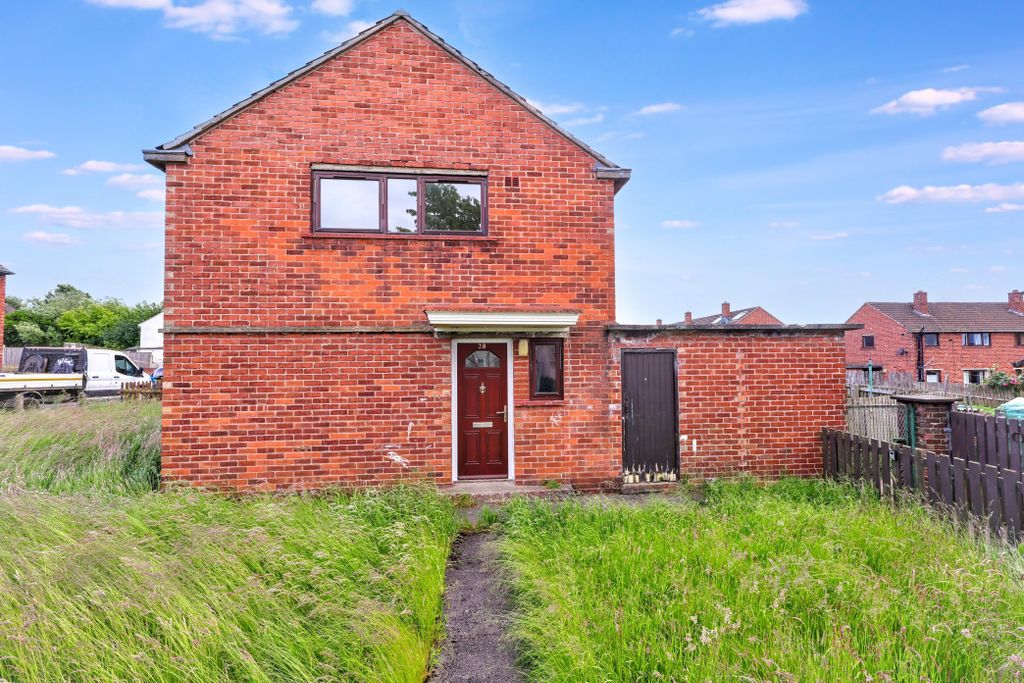 Property photo 1 of 17 28 Eldon Drive, Carlisle, Cumbria, Ca1 3Rs
