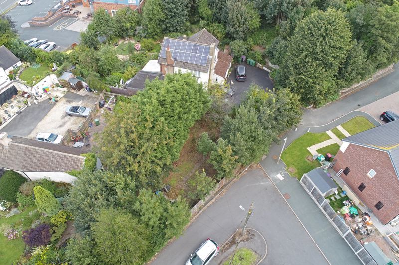 Property photo 3 of 10 Photo 2