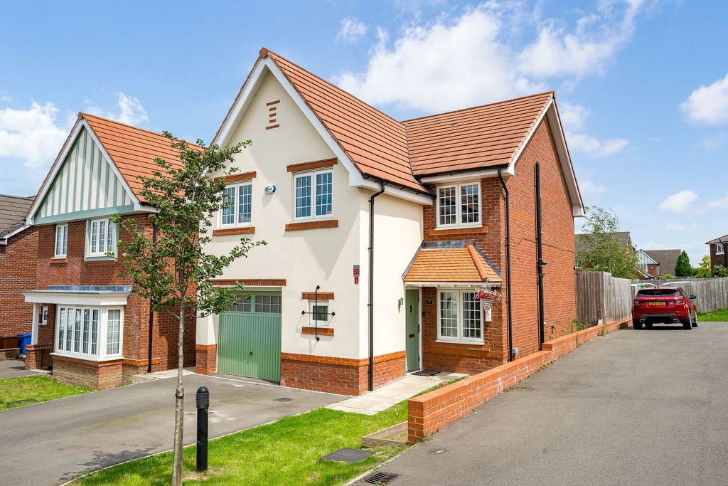 Property photo 1 of 30