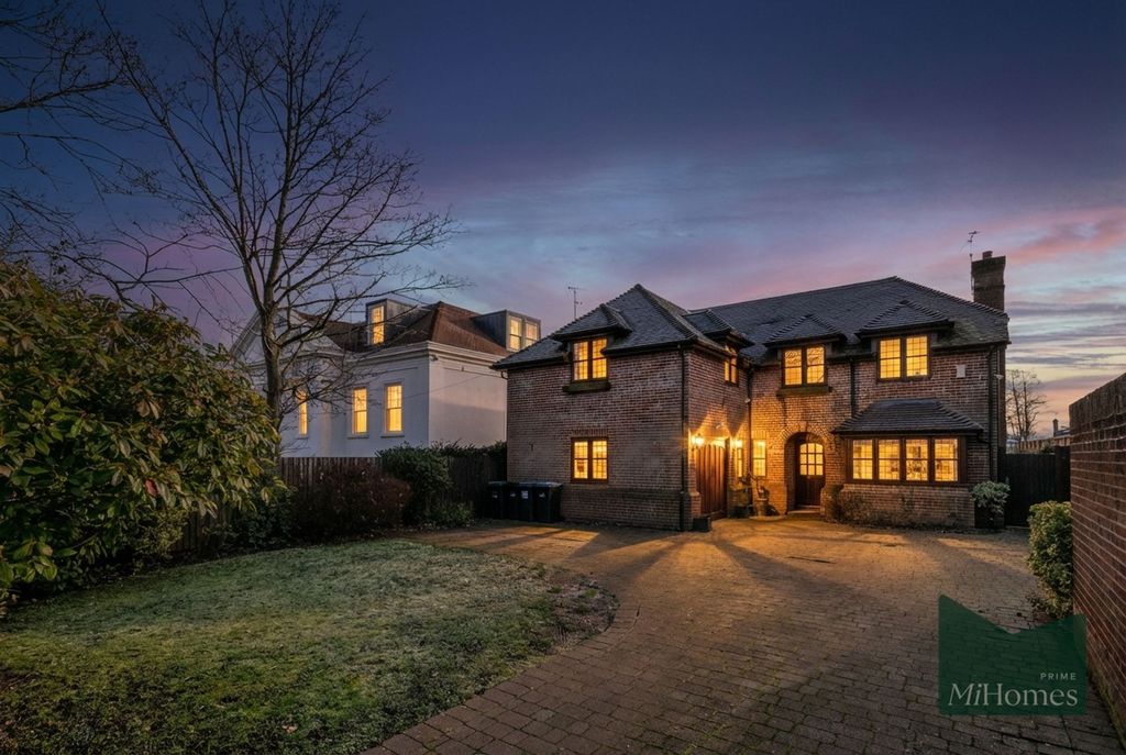 Property photo 1 of 16