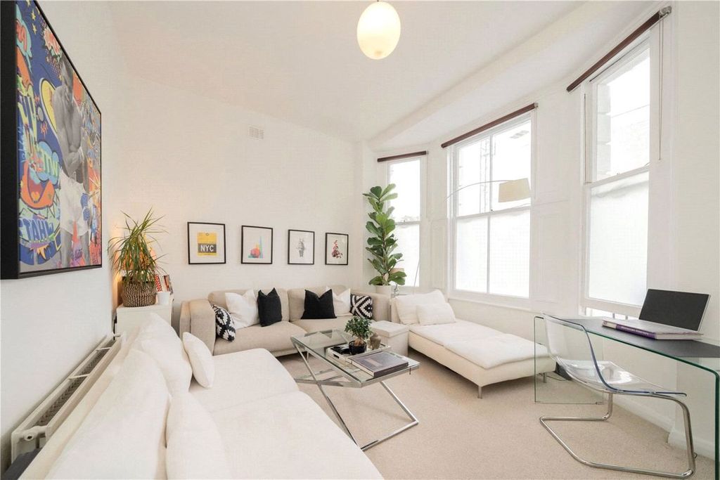 Property photo 1 of 6