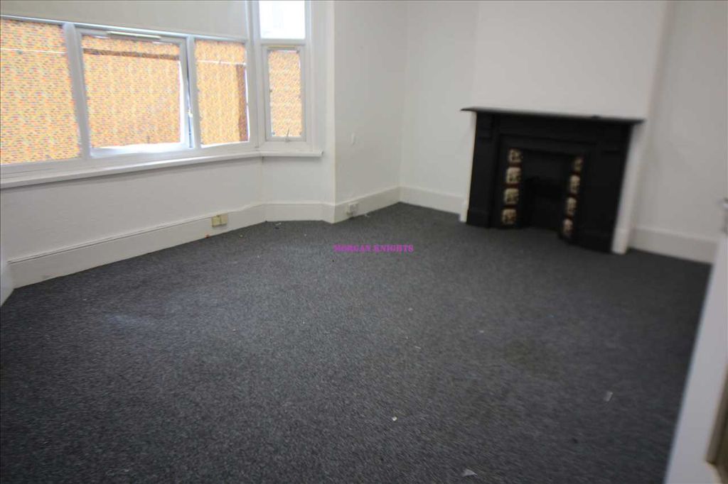 Property photo 1 of 5 Main Picture