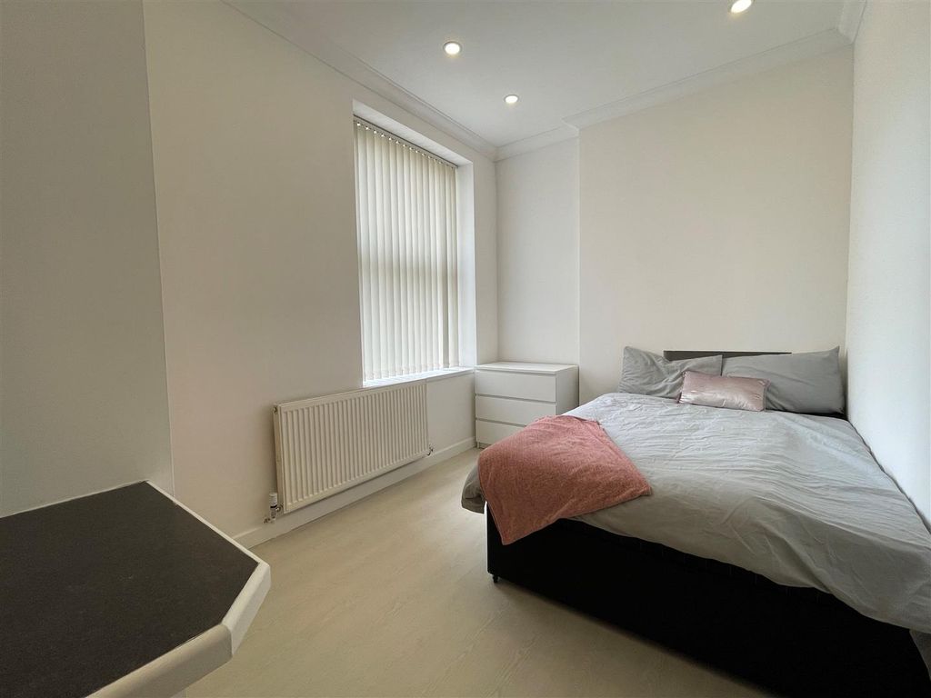 Property photo 3 of 9 Img_7352.Jpg