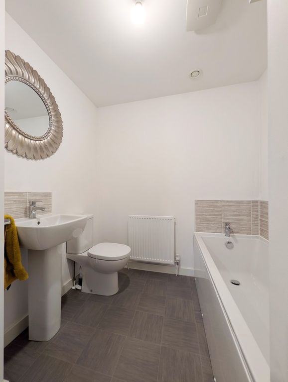 Additional image 9 of 3 bed terraced house to rentKersebrock Place, Larbert FK2