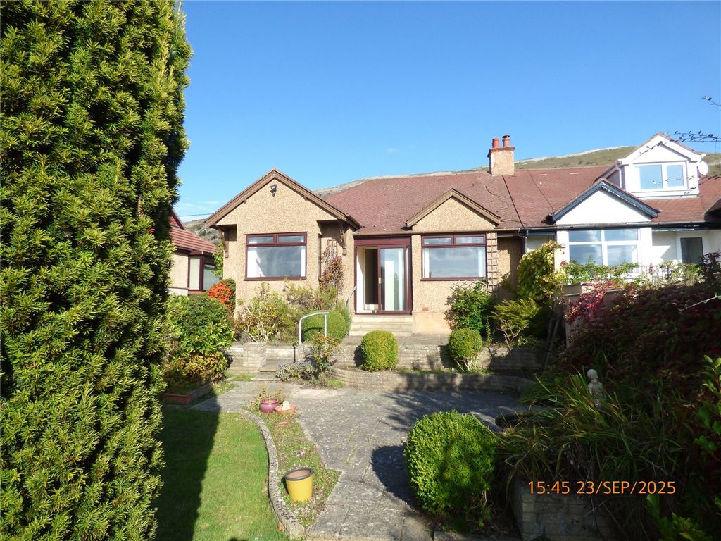 Property photo 1 of 20 Front