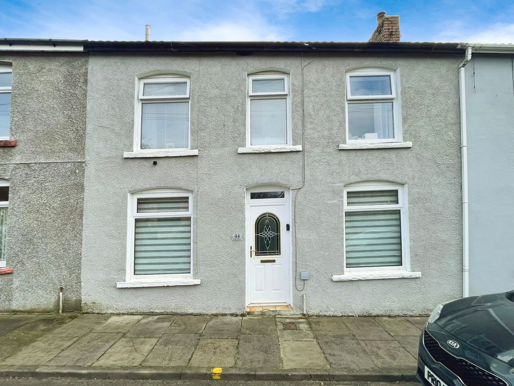 Property photo 1 of 25