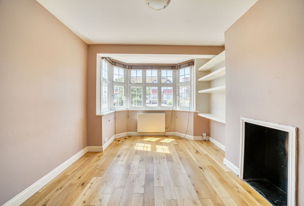 Property photo 3 of 14 1333839-13-6899F7...