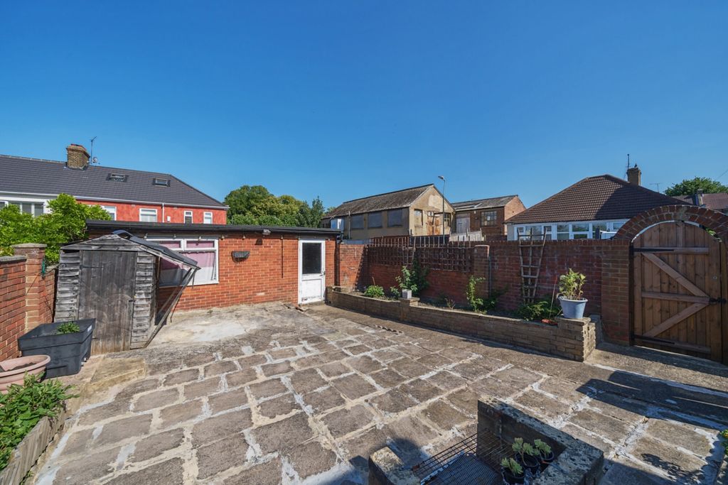 Property photo 3 of 23 3