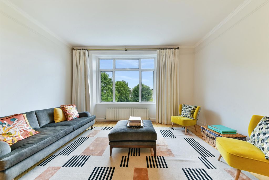 Property photo 2 of 11 Image