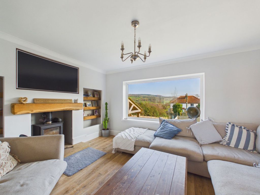 Property photo 2 of 25