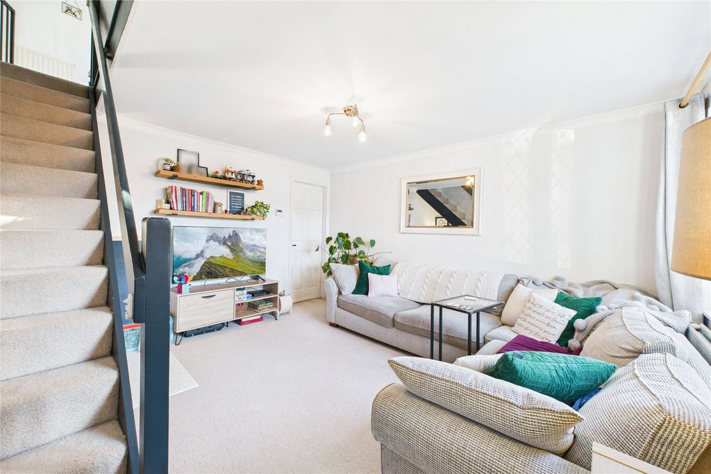 Property photo 3 of 8 Picture No. 16