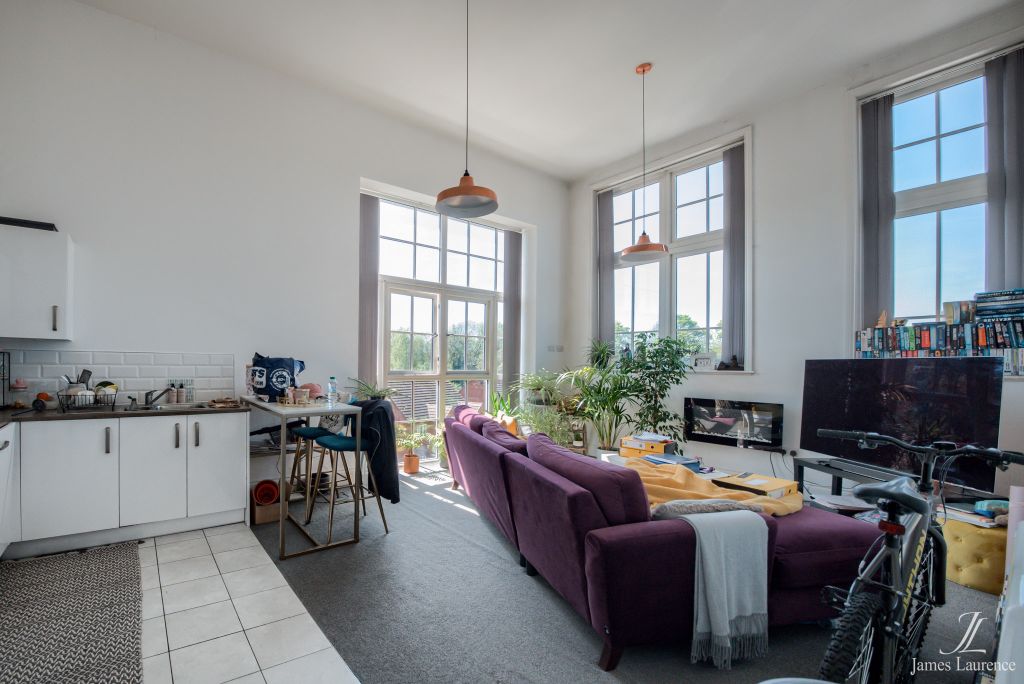 Property photo 1 of 8 Xt5A7319-Hdr(3)