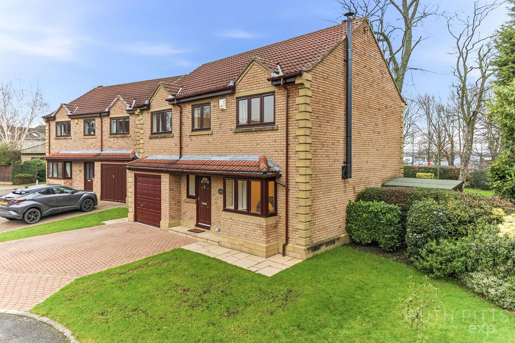 Property photo 2 of 29