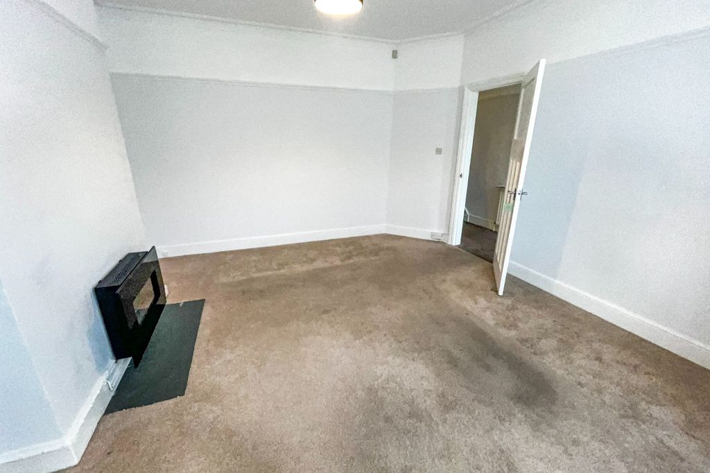 Property photo 3 of 13 34 Cary Park Road, Torquay, Devon Tq1 3Pu