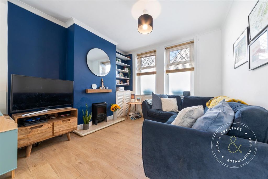 Property photo 3 of 29 Ethel-Street-13.Jpg