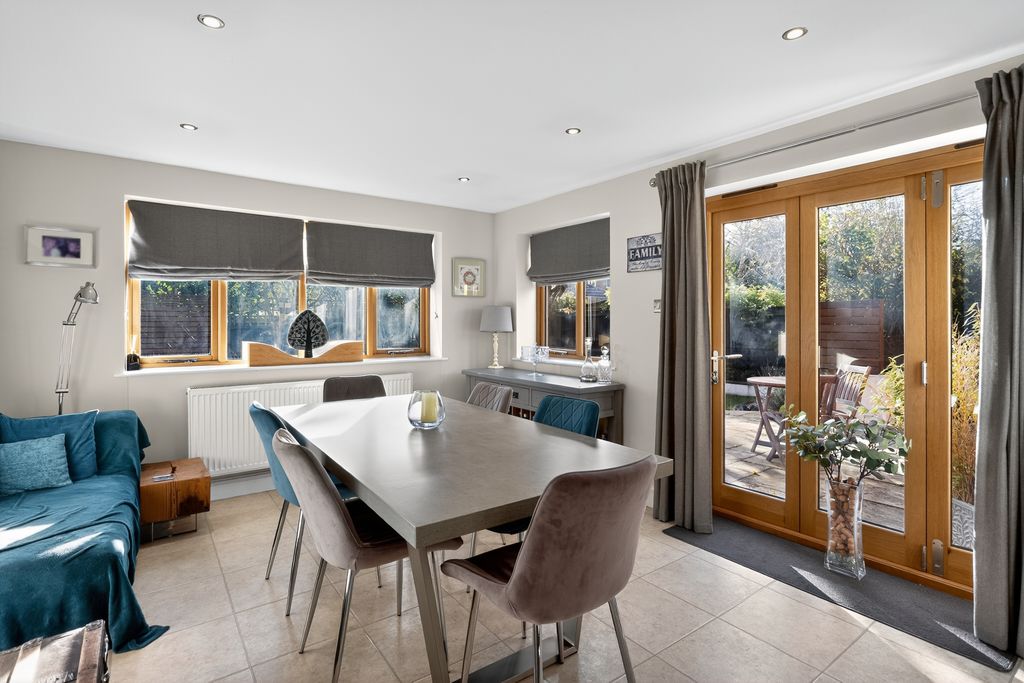 Property photo 3 of 20 Kitchen/Family Room