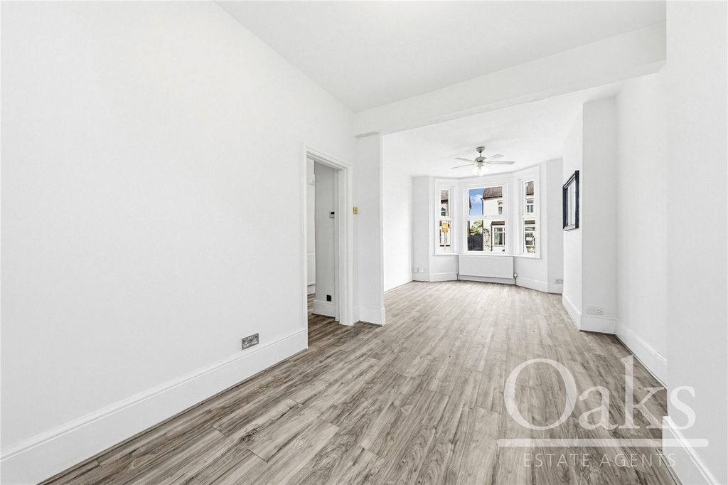 Property photo 3 of 13 Picture No. 05