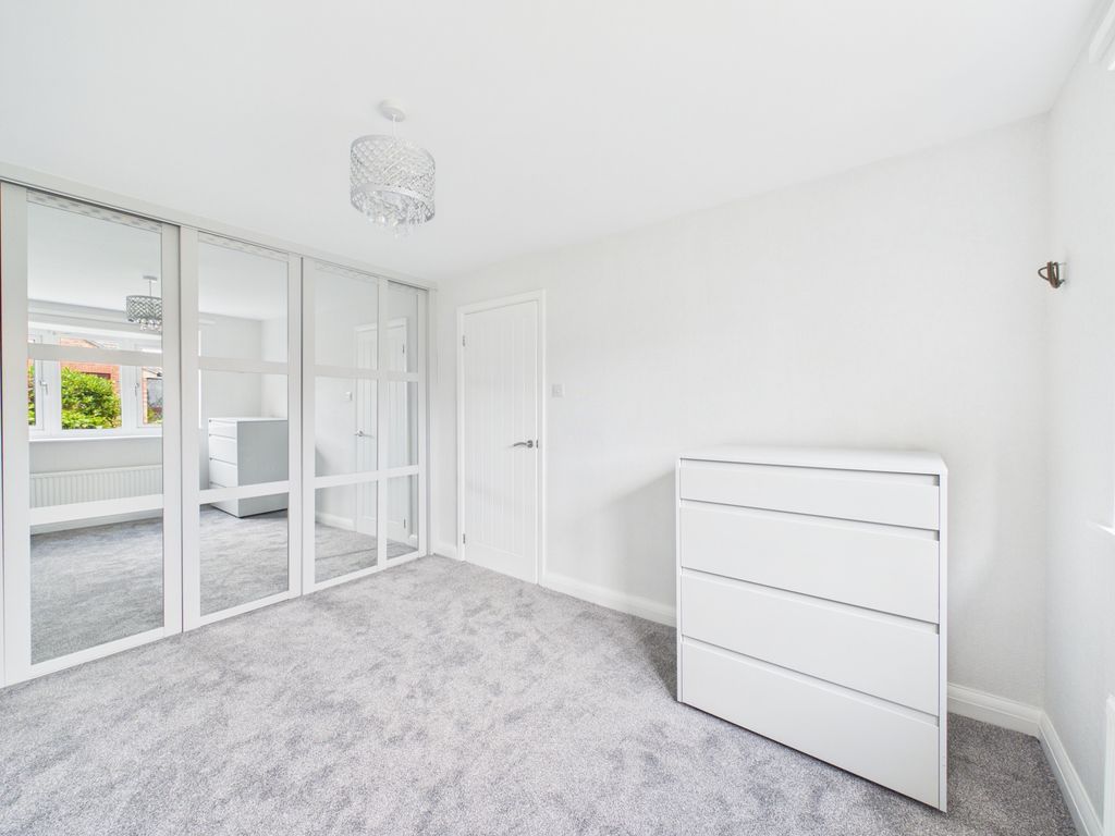 Additional image 7 of 2 bed flat for saleThe Close, Hull, Yorkshire HU7