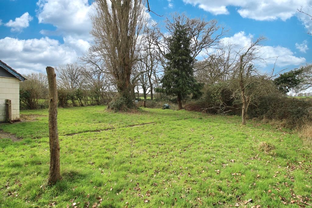 Property photo 3 of 15 Photo 2