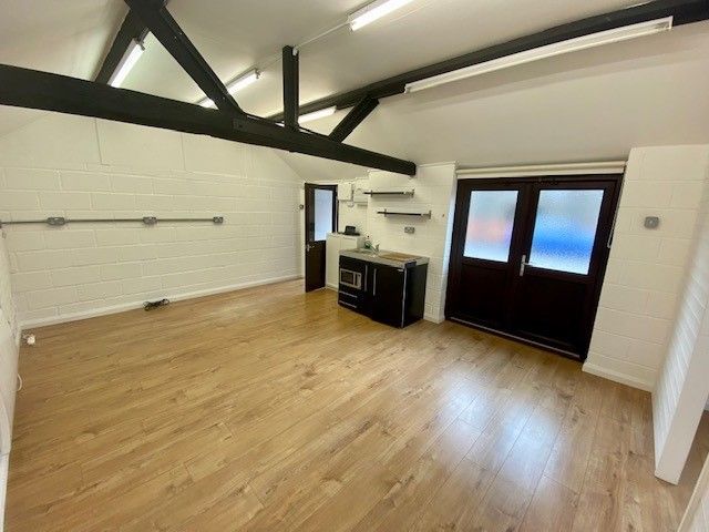 Property photo 3 of 6 Photo