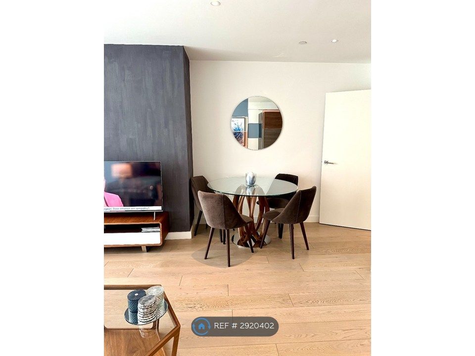 Property photo 3 of 18 Dining Area