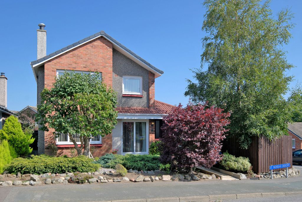 Property photo 1 of 37