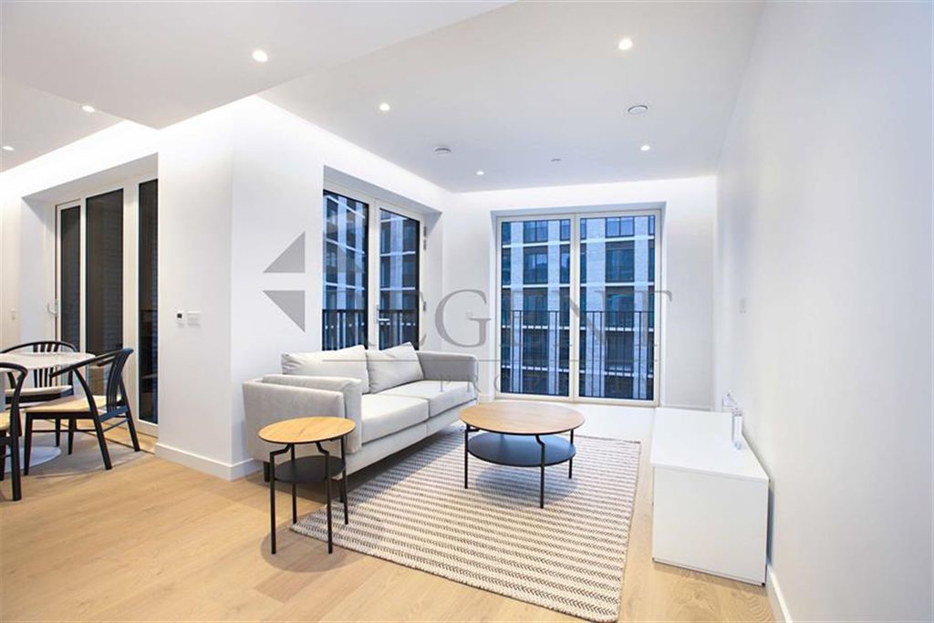 Property photo 1 of 10 Open Plan